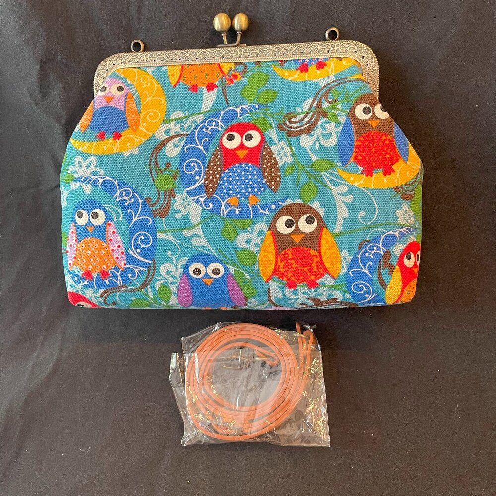 Hand-Crafted Owl Pattern Clutch - image 1